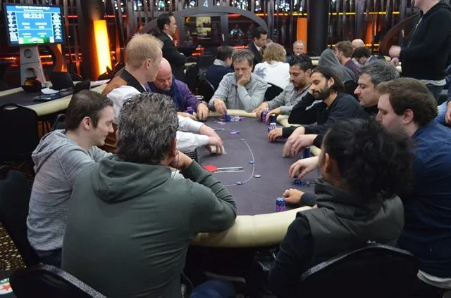 Tafel 9 | 2016/02 - Scheveningen Poker Series - €600 NLHE Main Event - 